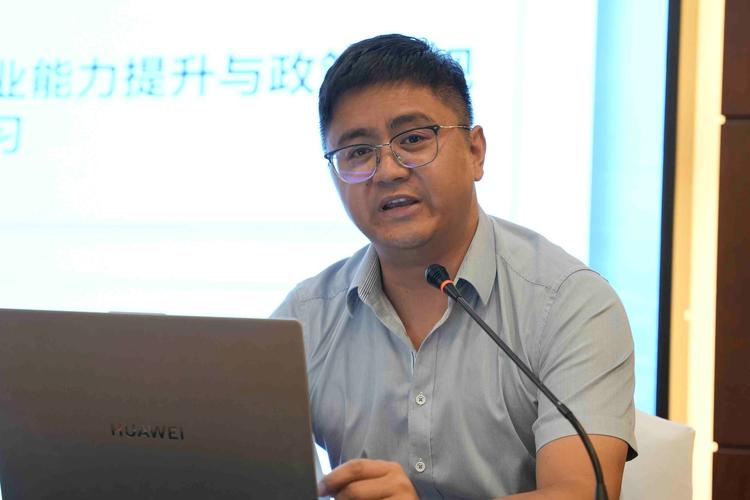 企业高层管理团队协作与职能优化之道